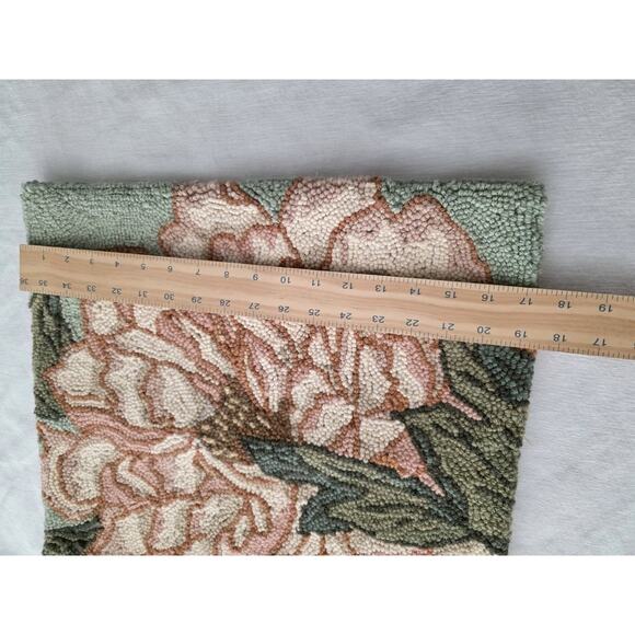 Grandin Road Floral Hooked Wool Throw Pillow Cover Zipper Velvet Flower 17" - Picture 3 of 7